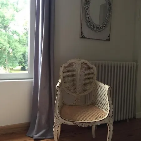 Chateau De Saint-germain Bed & Breakfast *
